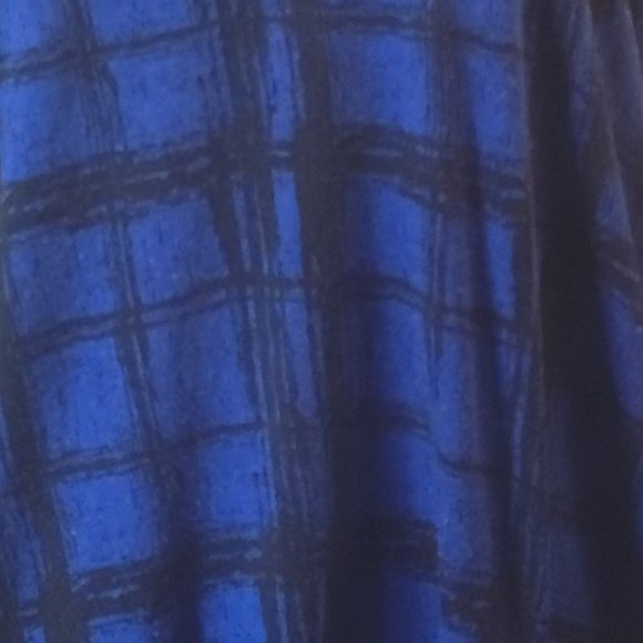 Chealsea and Theodore Fashion size L tunic in blue with black design. - Picture 2 of 3